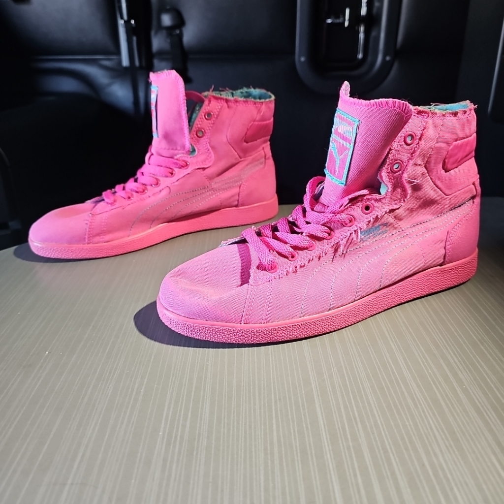 Puma First Round Safari Canvas High Top Trainers Womens Size 8 Barbie Pink Nwot